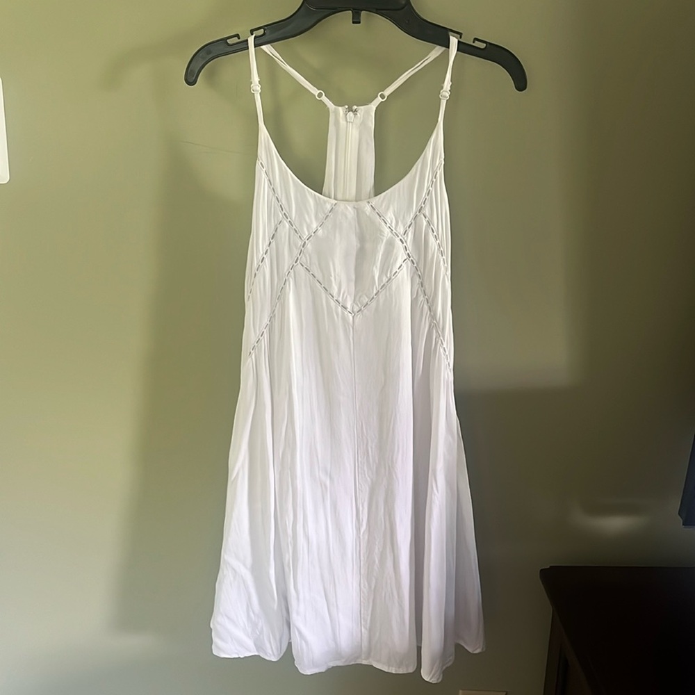 Lulus White Flowy Spaghetti Strap Lined Rayon Hal… - image 1